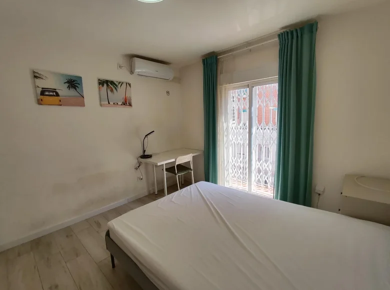 4 bedroom apartment  Area metropolitana de Madrid y Corredor del Henares, Spain