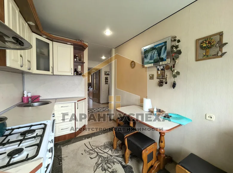 Mieszkanie 2 pokoi 52 m² Żabinka, Białoruś