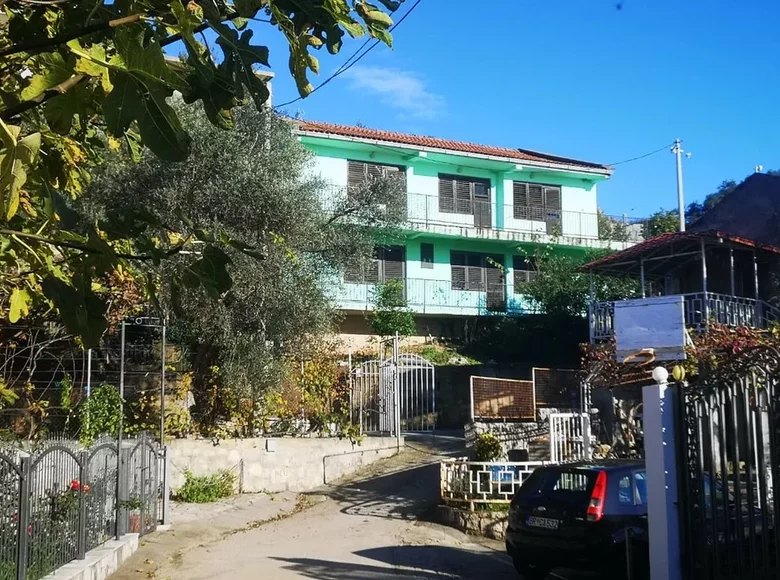 Haus 225 m² Susanj, Montenegro