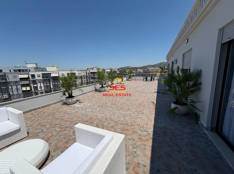 2 bedroom penthouse 139 m² Bashkia Vlore, Albania