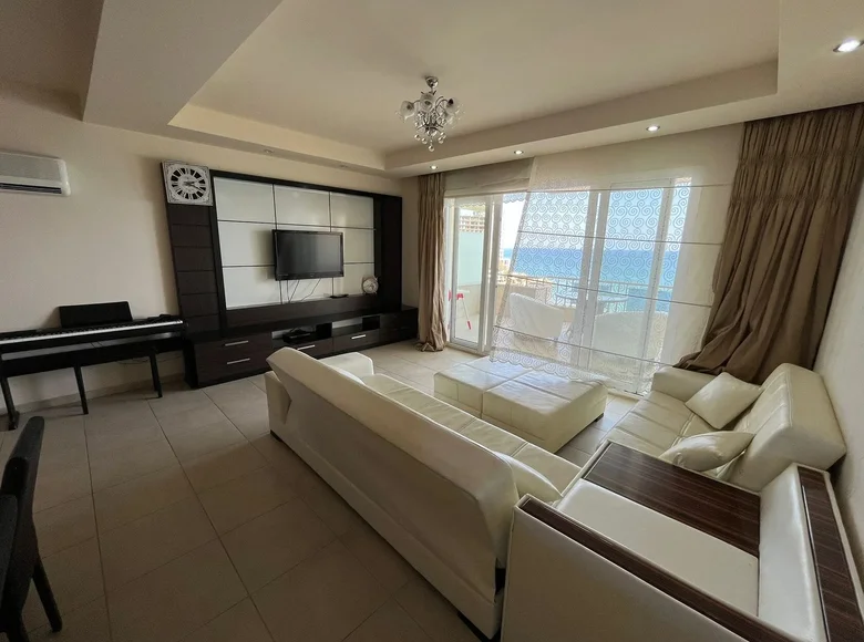 Mieszkanie 4 pokoi 160 m² Ayas, Turcja