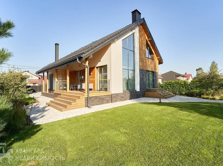 House 388 m² Kalodishchy, Belarus