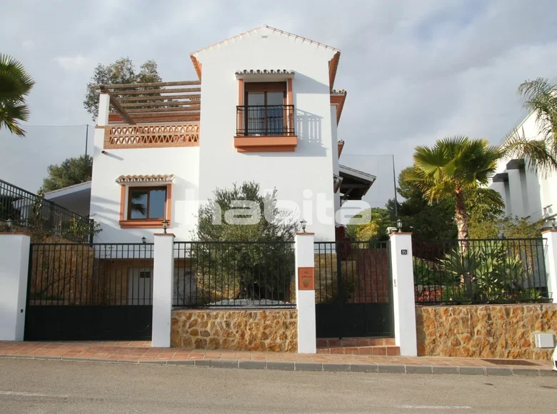 6 bedroom house 397 m² Mijas, Spain