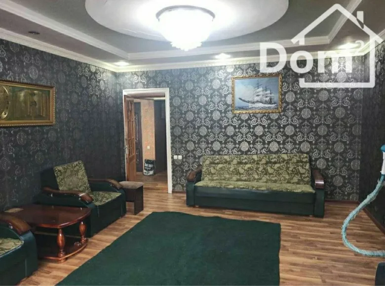 Kvartira 3 xonalar 70 m² Toshkentda