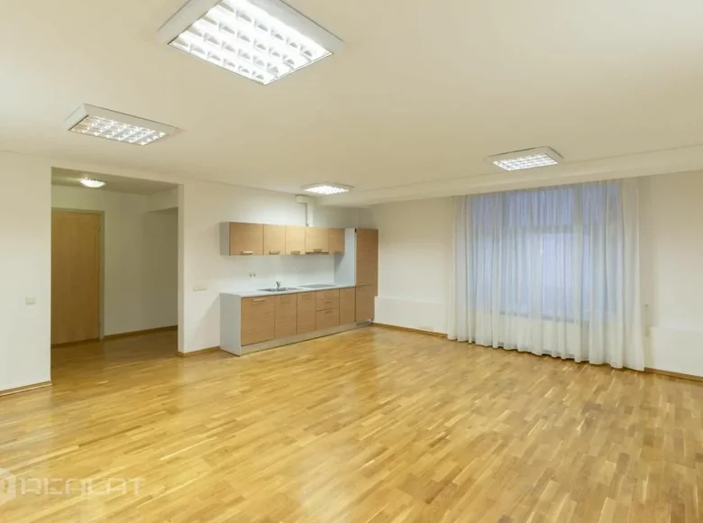 Commercial property 3 rooms 80 m² in Riga, Latvia