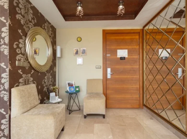 Mieszkanie 2 pokoi 135 m² Mediterranean Region, Turcja