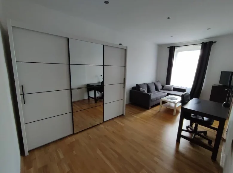 1 room apartment 32 m² in Wroclaw, Poland