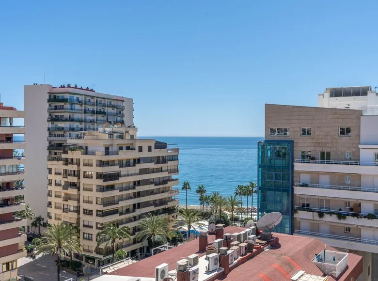 Mieszkanie 5 pokojów 210 m² Marbella, Hiszpania