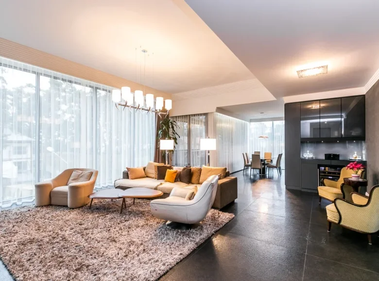 Appartement 4 chambres 374 m² Jurmala, Lettonie