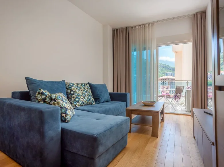 Wohnung 2 Schlafzimmer 55 m² Becici, Montenegro