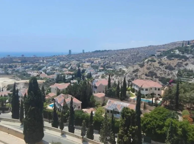 Dom 2 pokoi 180 m² Agios Tychonas, Cypr