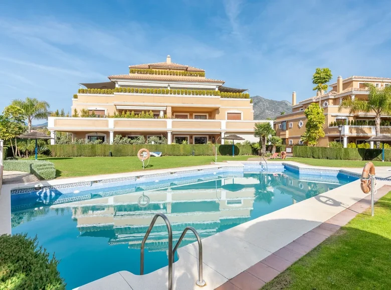 3 bedroom apartment 306 m² Arona, Spain