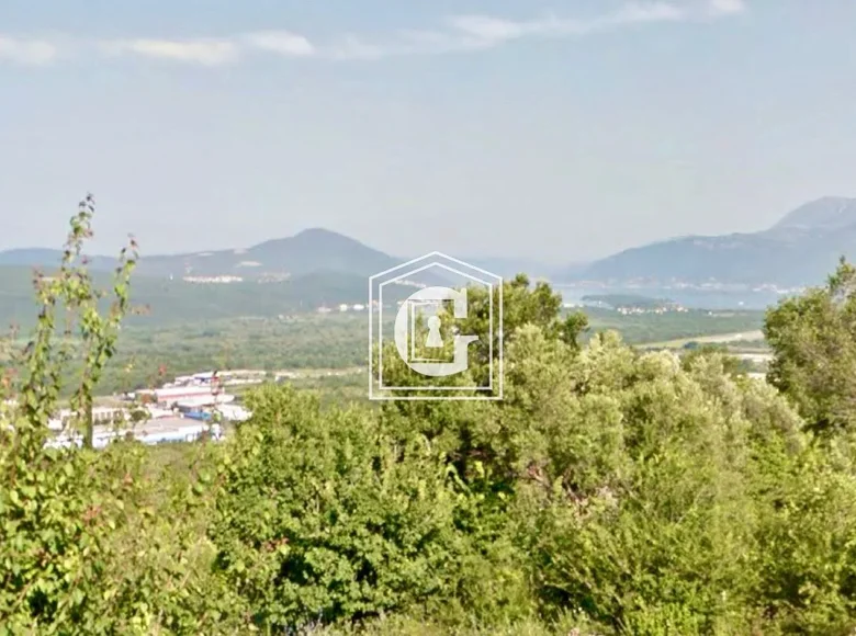 Parcelas  Tivat, Montenegro