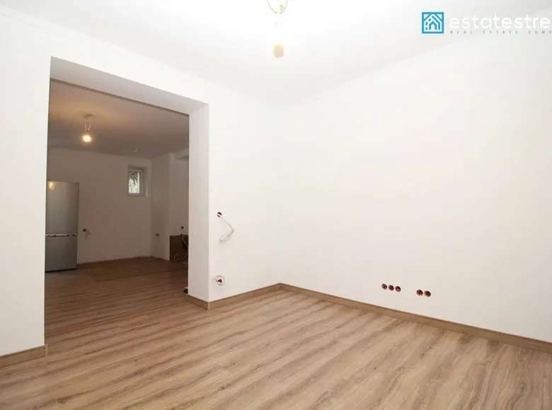 2 room apartment 3 520 m² Krakow, Poland