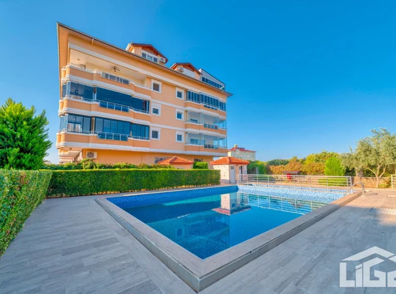 Penthouse 4 pokoi 230 m² Alanya, Turcja