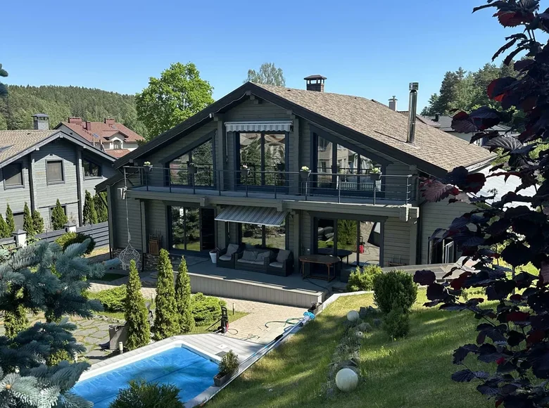 Maison 225 m² Astrasyckaharadocki siel ski Saviet, Biélorussie