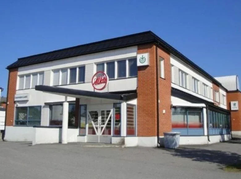 Shop 310 m² in Lappeenrannan seutukunta, Finland