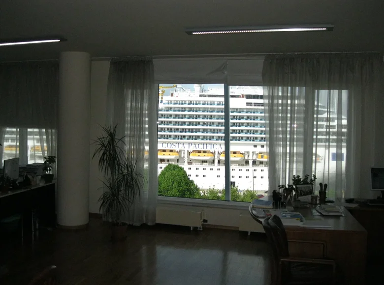 Casa 6 habitaciones 255 m² Riga, Letonia