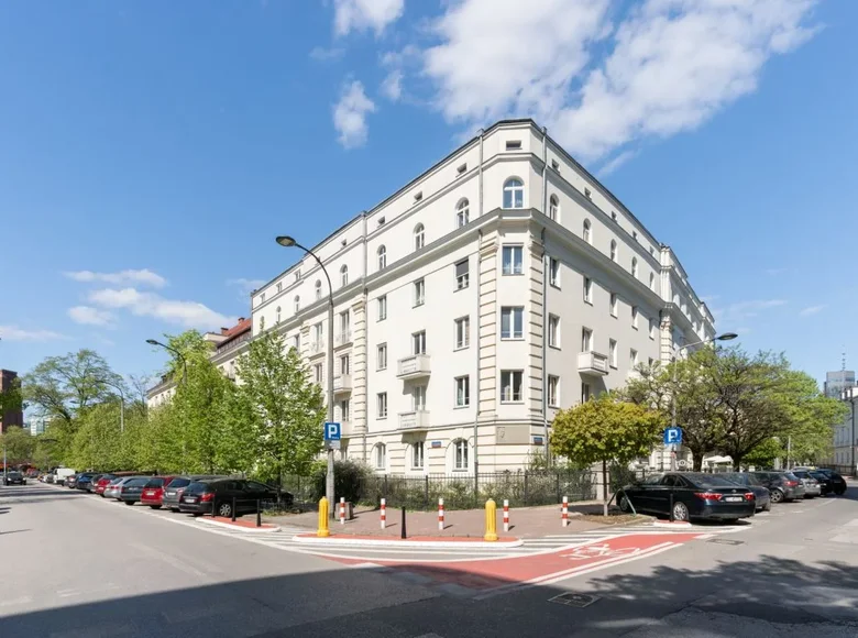 Mieszkanie 2 pokoi 69 m² Warszawa, Polska