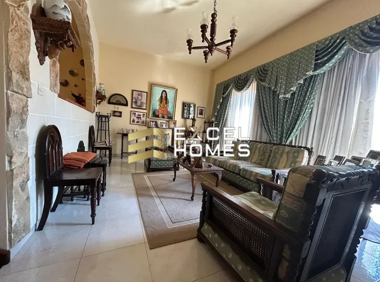 3 bedroom villa  Pembroke, Malta