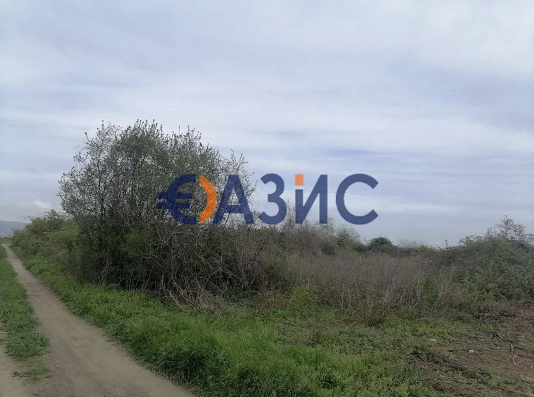 Коммерческое помещение 4 000 м² Tankovo, Болгария
