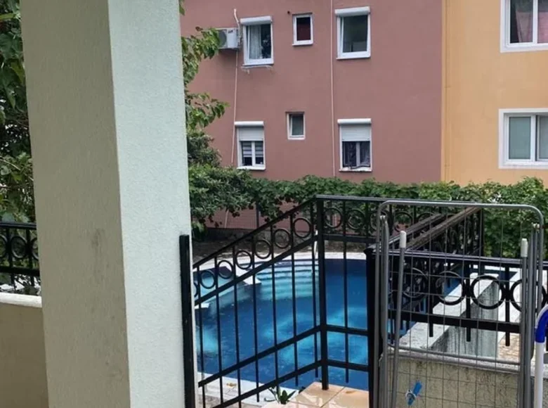 Mieszkanie 2 pokoi 64 m² Budva, Czarnogóra