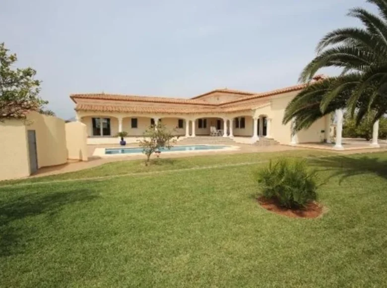 3-Schlafzimmer-Villa 170 m² Denia, Spanien