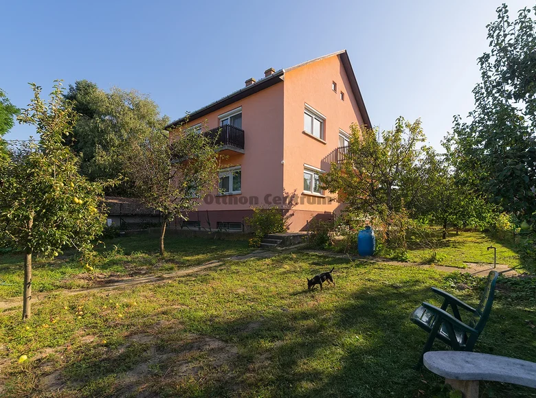 6 room house 220 m² Pecel, Hungary