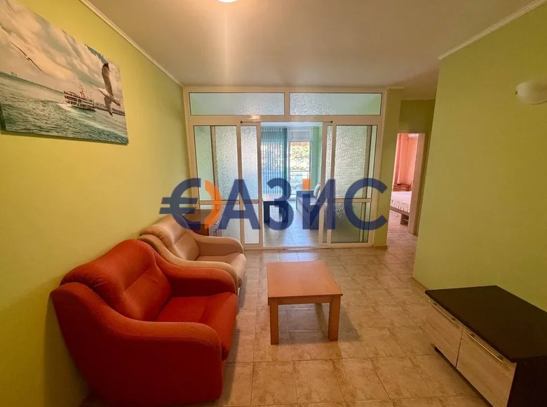 Квартира 4 комнаты 75 м² Несебр, Болгария