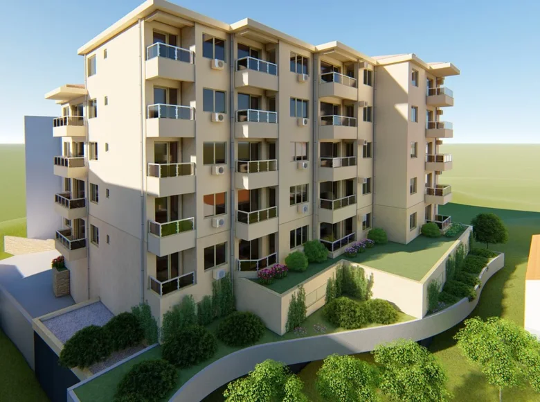 2 bedroom apartment 82 m² in Becici, Montenegro