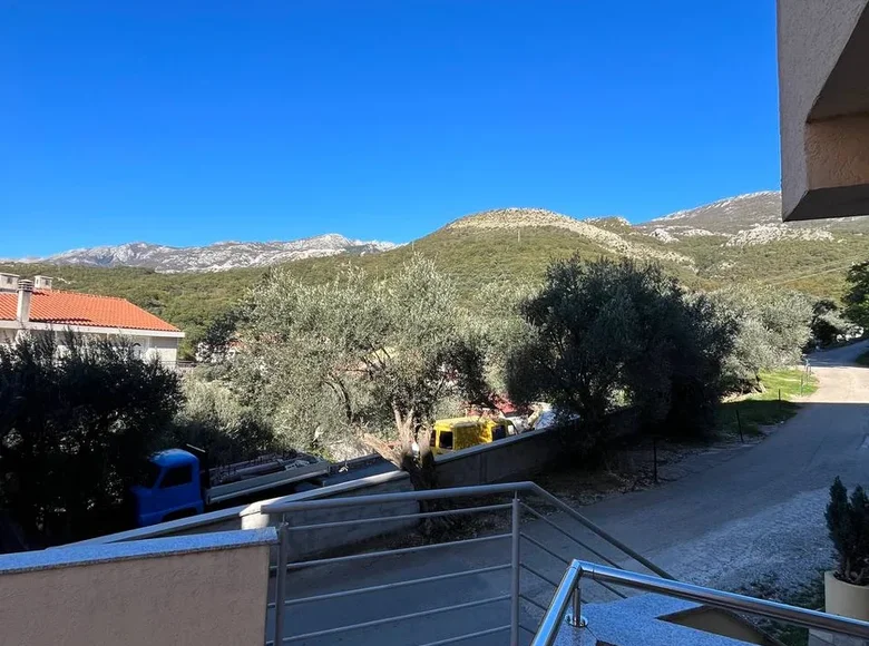 2 bedroom apartment 85 m² Przno, Montenegro
