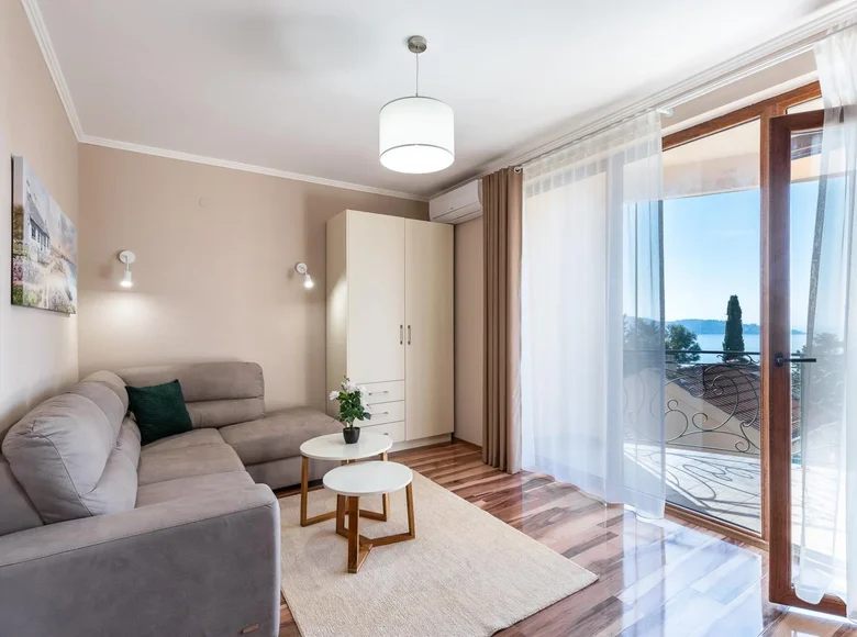 4 bedroom apartment 200 m² Montenegro, Montenegro