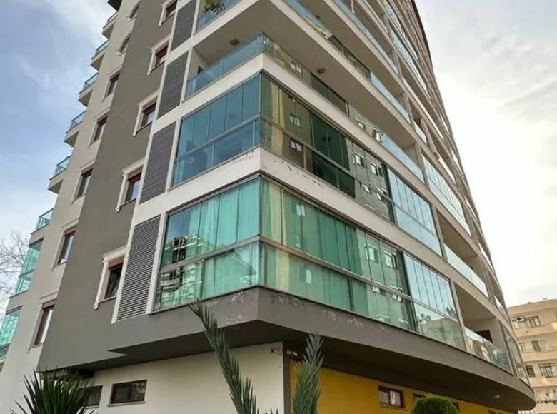 Mieszkanie 3 pokoi 125 m² Yaylali, Turcja