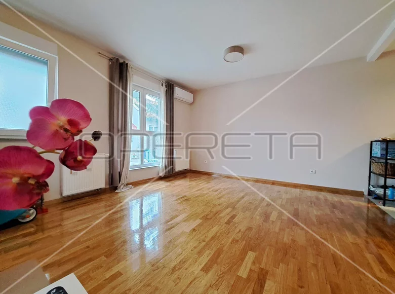 4 room apartment 95 m² Zagreb, Croatia