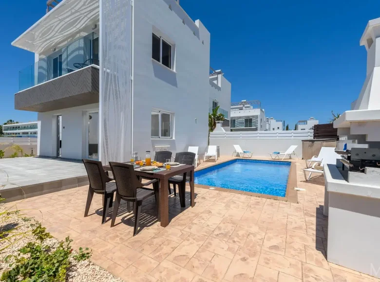 Villa de tres dormitorios 111 m² Ayia Napa, Chipre