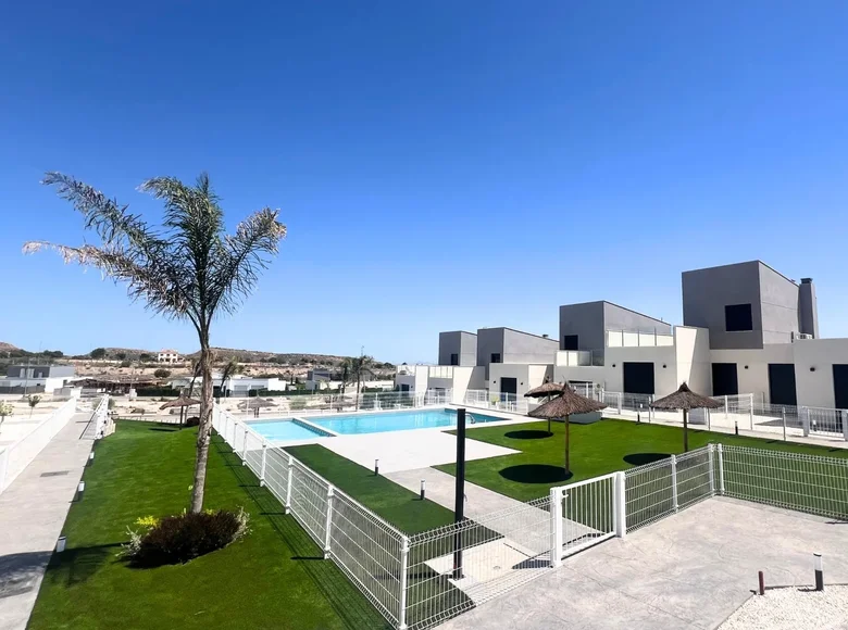 3-Schlafzimmer-Villa 106 m² Murcia, Spanien