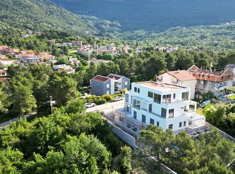 Apartamento 2 habitaciones 90 m² Mrcevac, Montenegro