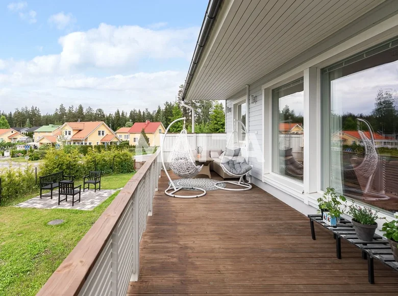 3 bedroom house 94 m² Mantsala, Finland