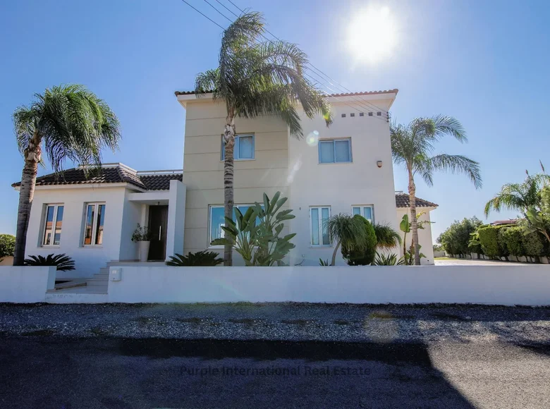 5 bedroom villa 260 m² Ayia Napa, Cyprus