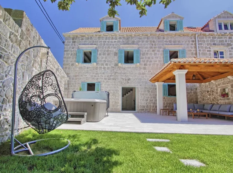 Villa de 4 dormitorios 180 m² Cavtat, Croacia