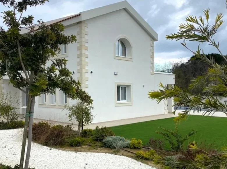 Maison 4 chambres 260 m² Pera Pedi, Chypre