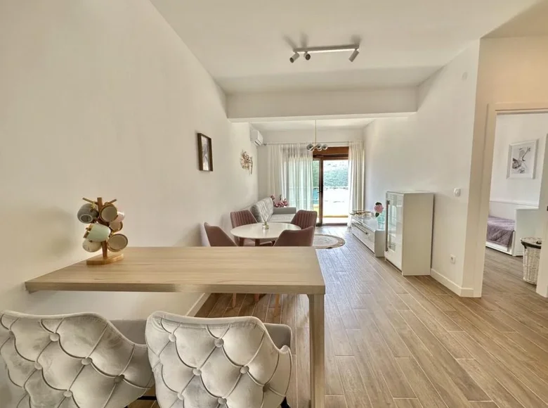 1 bedroom apartment 50 m² Đenovići, Montenegro