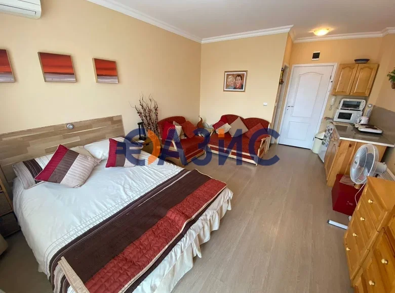 Квартира 33 м² Несебр, Болгария