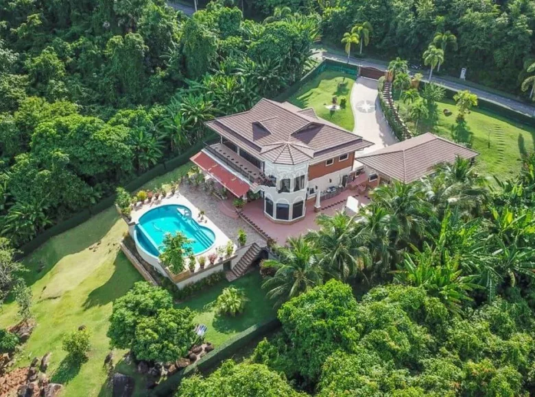 3-Schlafzimmer-Villa 640 m² Phuket, Thailand