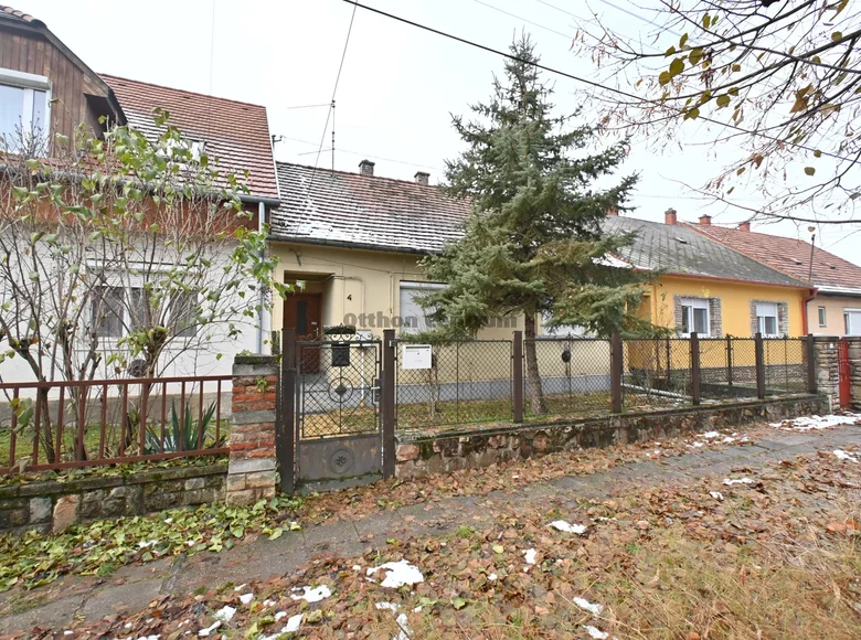 Haus 3 Zimmer 100 m² Szekesfehervari jaras, Ungarn