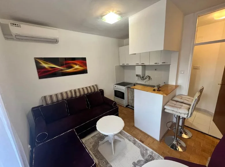 1 bedroom apartment 35 m² in Podgorica, Montenegro