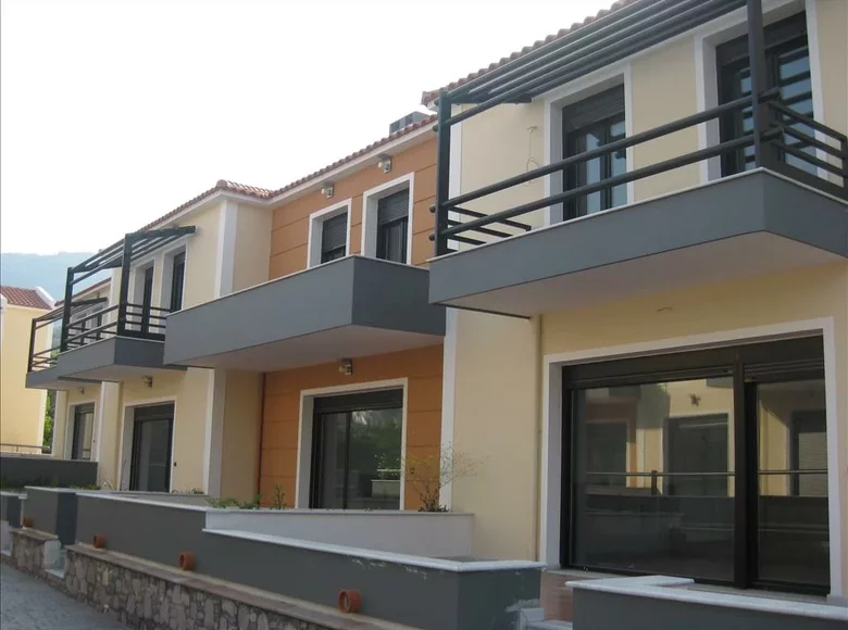 3 bedroom townthouse 136 m² Panagiouda, Greece