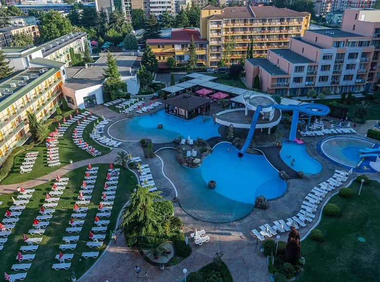 Apartamento 3 habitaciones 122 m² Nesebar, Bulgaria