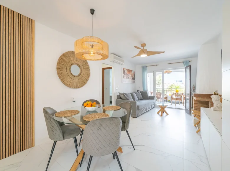 Mieszkanie 2 pokoi 67 m² Orihuela, Hiszpania