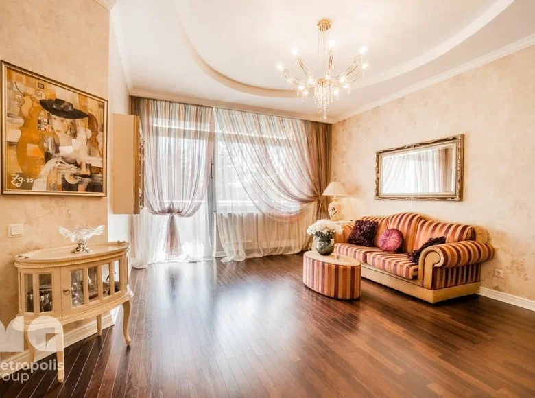 Квартира 2 комнаты 75 м² Юрмала, Латвия